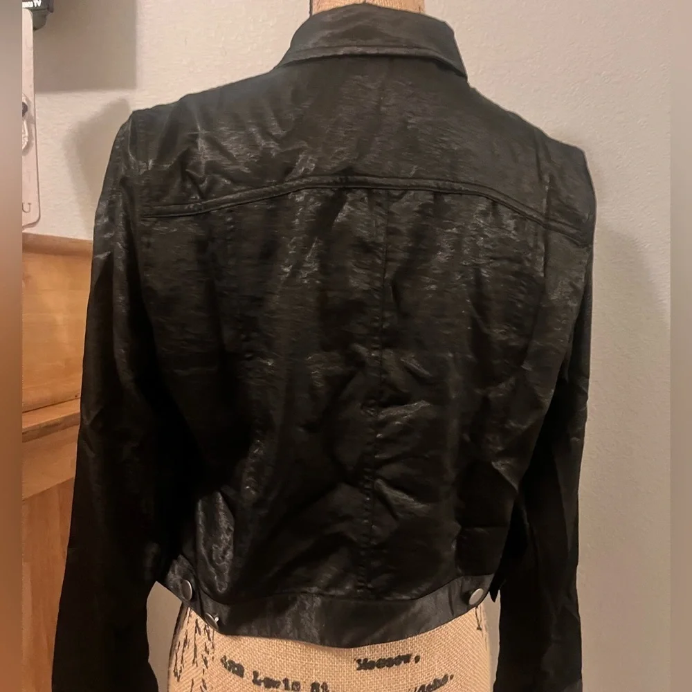 Urban outfitters satin jacket - Picture 5 of 12